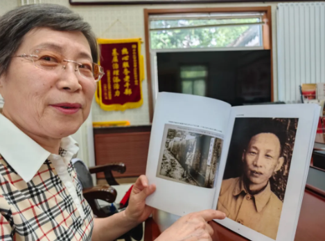 高忆配资 “只有共产党才能救中国！”